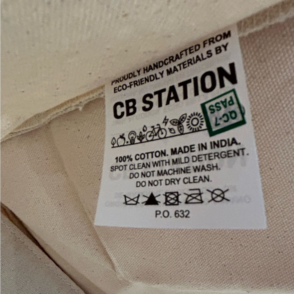 BF Blackberry Farm Canvas Tote with Leather Handles Smile Southern - Picture 9 of 11